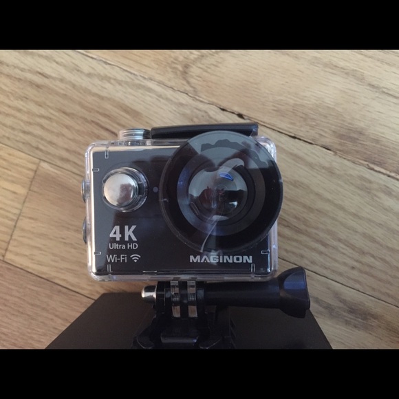 NIP ( outer box missing ) Maginon action camera - Picture 2 of 4